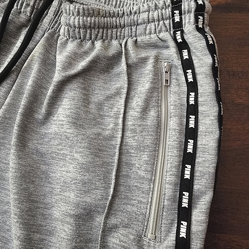 NWOT VS PINK Active Pants